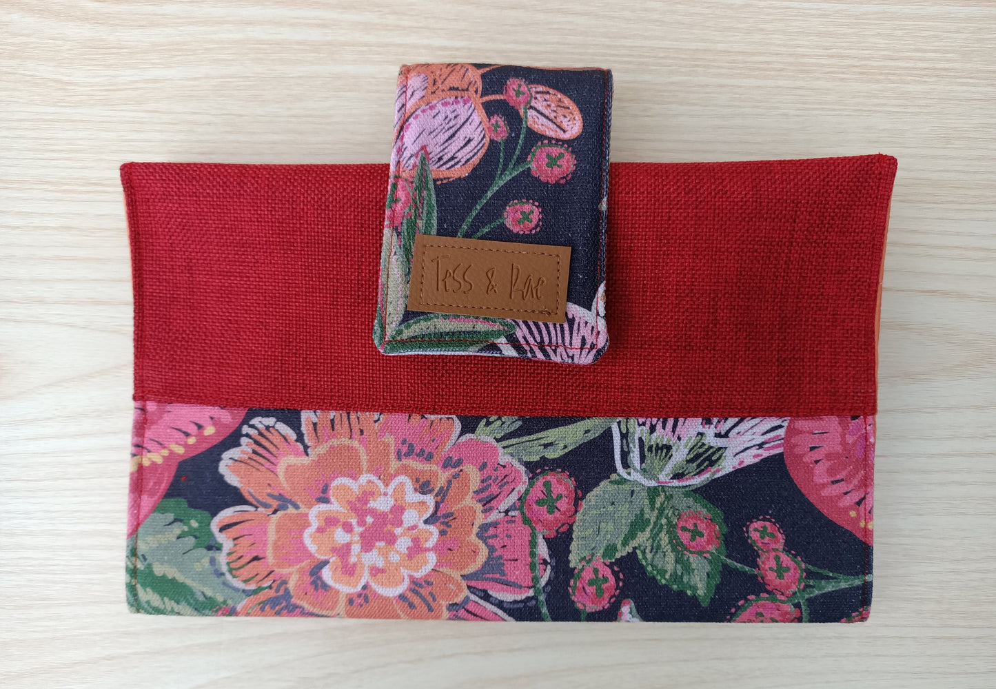 Nappy Wallet, Nappy clutch, wipes holder, nappy bag, Baby Shower Gift, diaper wallet